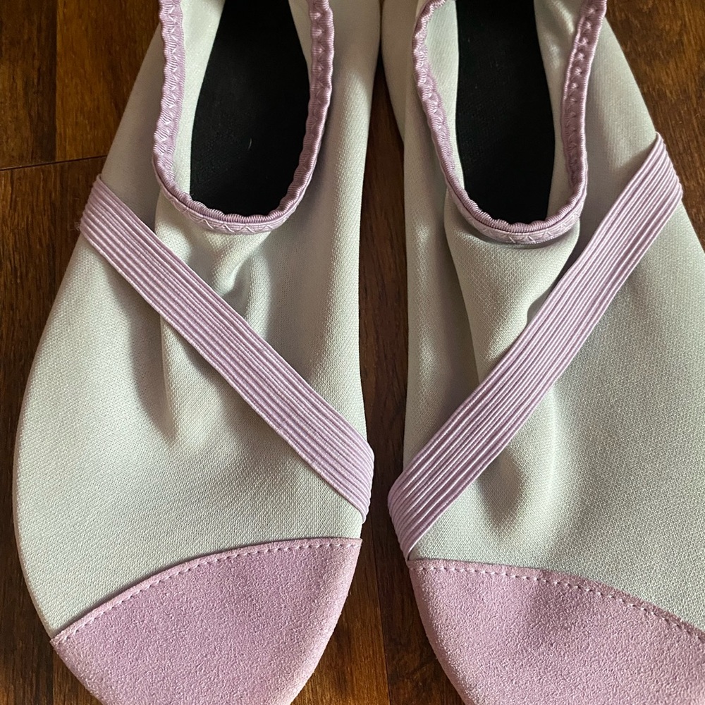 Chic Lavender Women's Flats